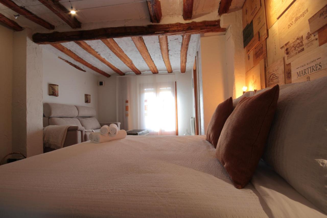Domitila Rooms Clavijo ภายนอก รูปภาพ